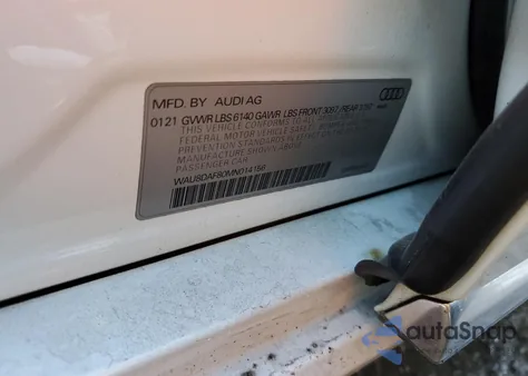 2021 Audi A8 L z USA, uszkodzony, nr VIN WAU8DAF80MN014156